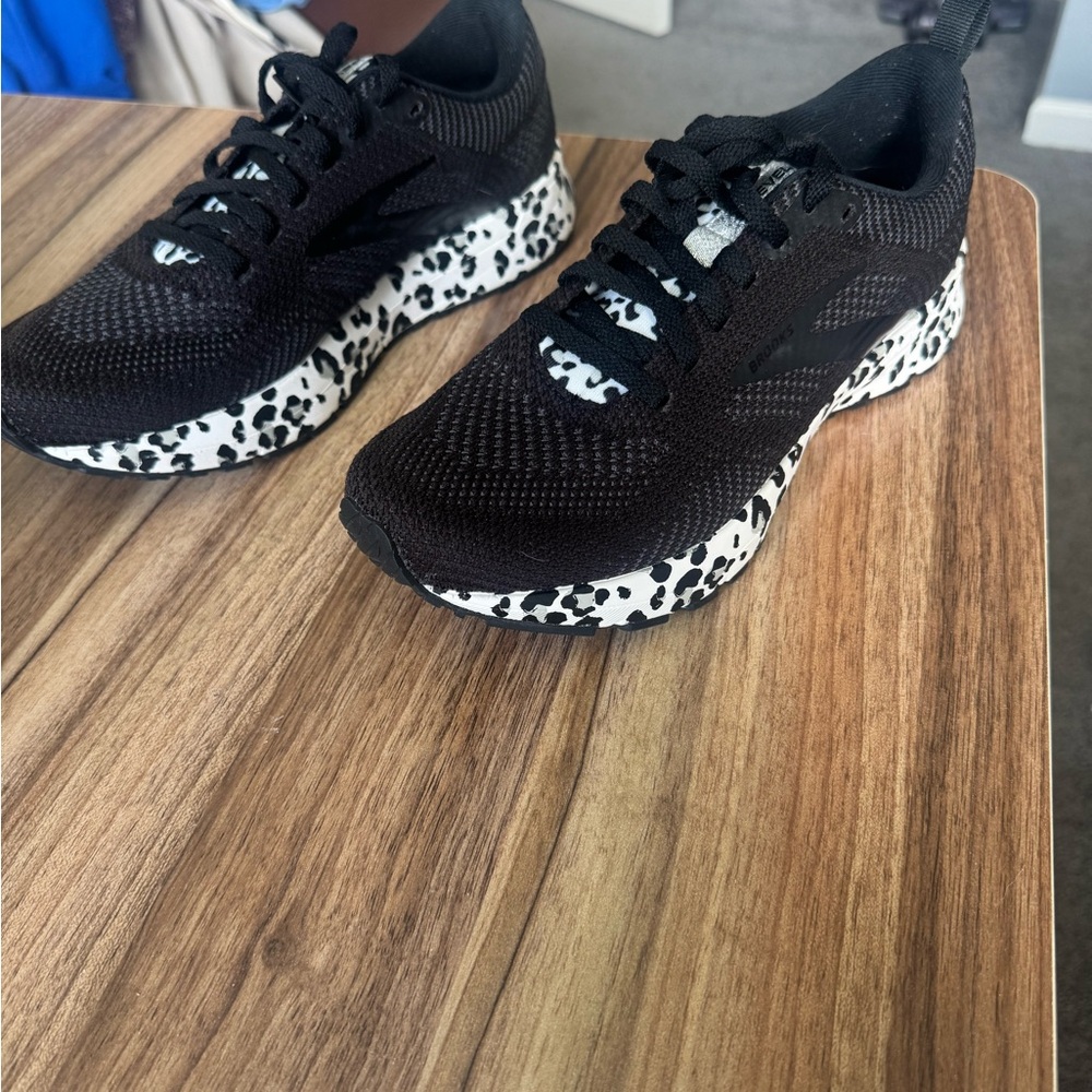 Reebok Black Sneakers with Animal Print Sole - Picture 3 of 4